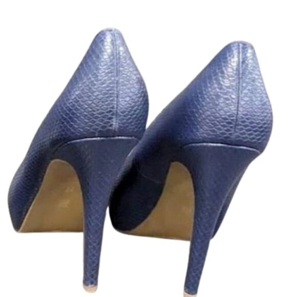 BCBGeneration Penni Navy Heels Size 6.5M/37 - Picture 5 of 9